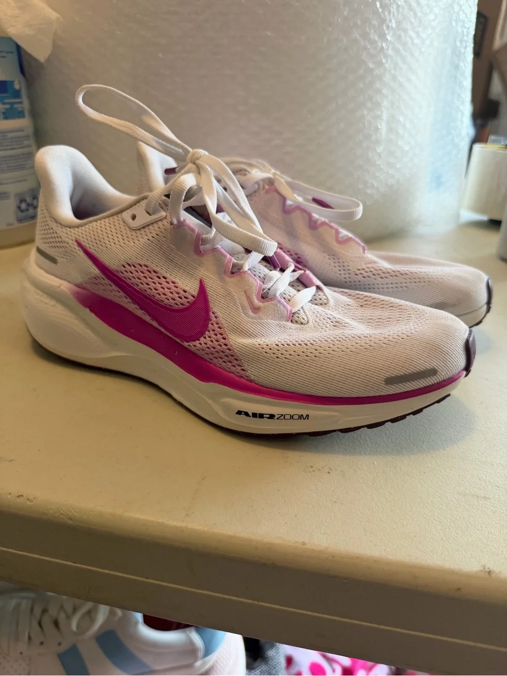 Nike Air Zoom React Women’s Size 7